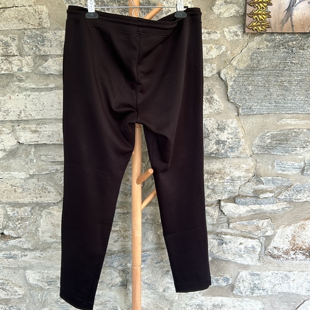 Joggers​ - Picture 2 of 7